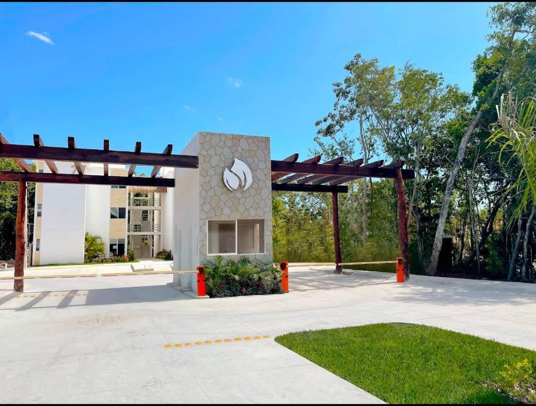 2-Bedroom Condo By The Jungle W/ Swimming Pool Puerto Morelos Zewnętrze zdjęcie